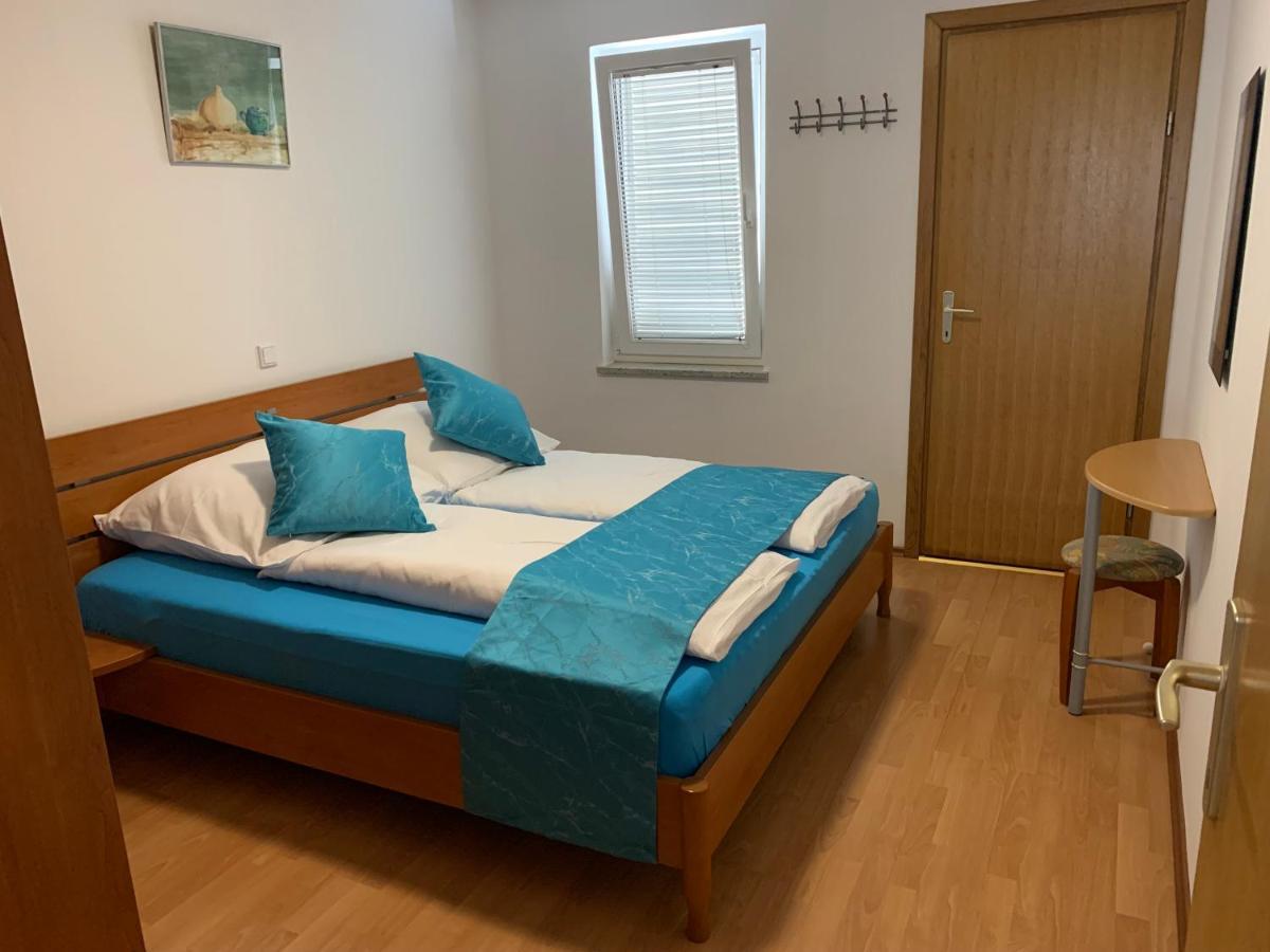 Apartmani Auer Pjescana Uvala Eksteriør bilde
