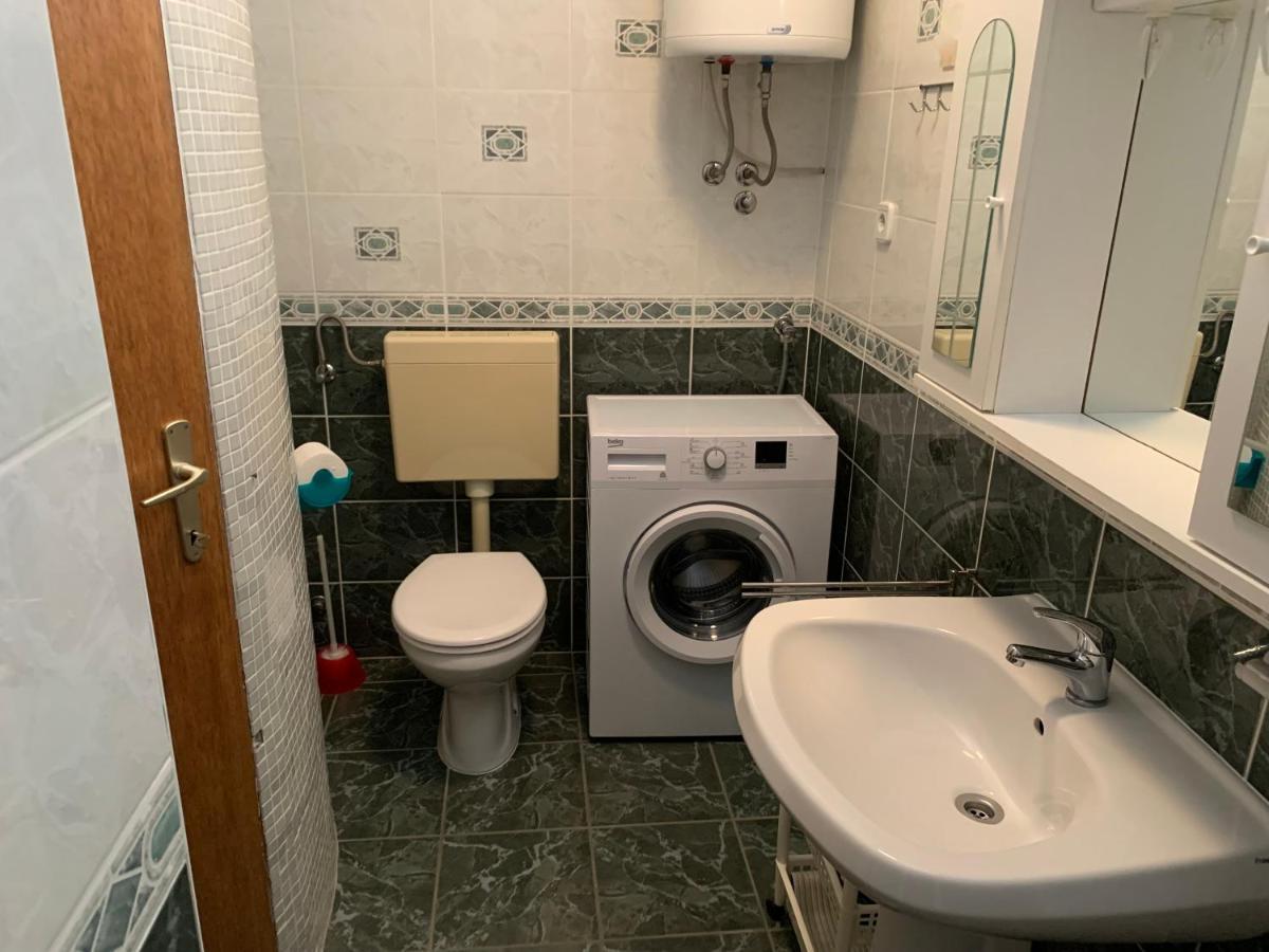 Apartmani Auer Pjescana Uvala Eksteriør bilde