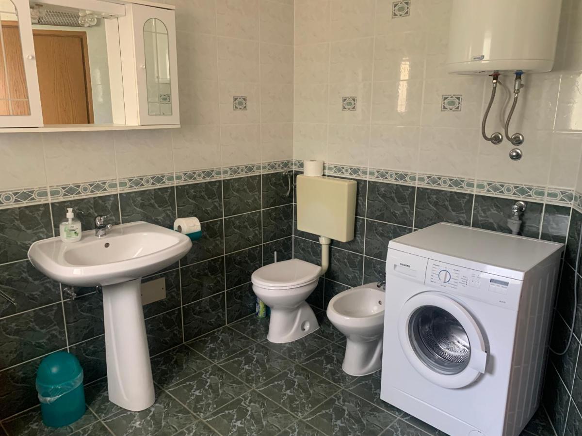 Apartmani Auer Pjescana Uvala Eksteriør bilde